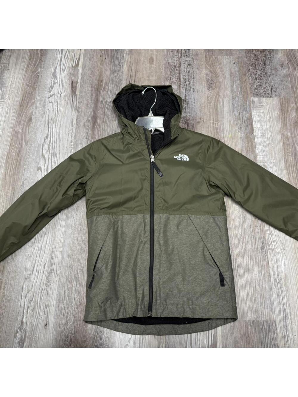 The north face green kids jacket size medium 10/12